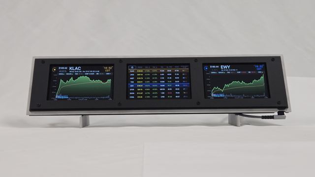 MarketScreens — studio — white